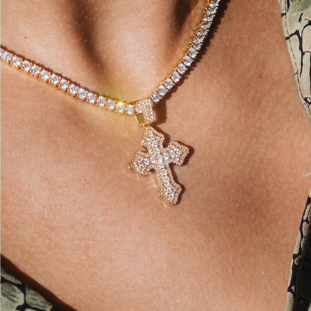 CLUSTERED MICRO CROSS PENDANT - 18K GOLD - SANTMEZ®