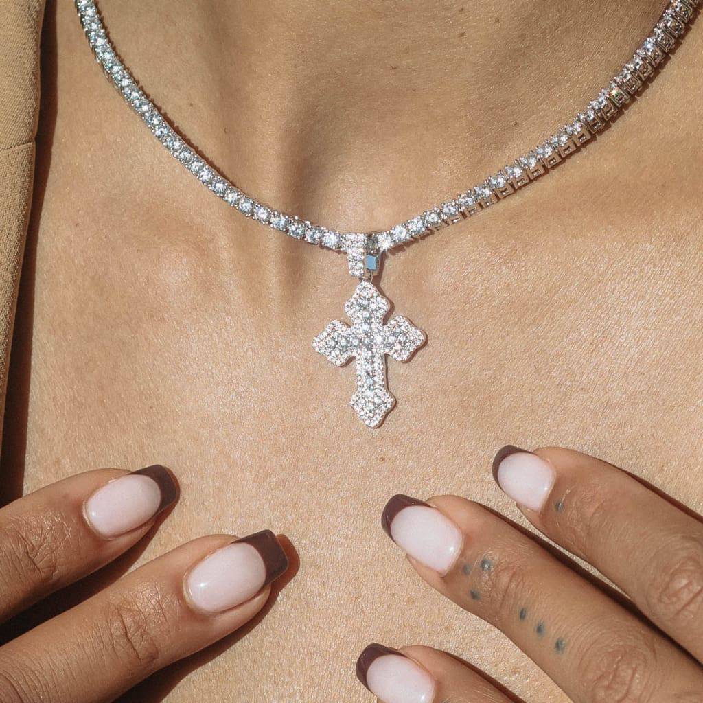 CLUSTERED MICRO CROSS PENDANT - WHITE GOLD - SANTMEZ®