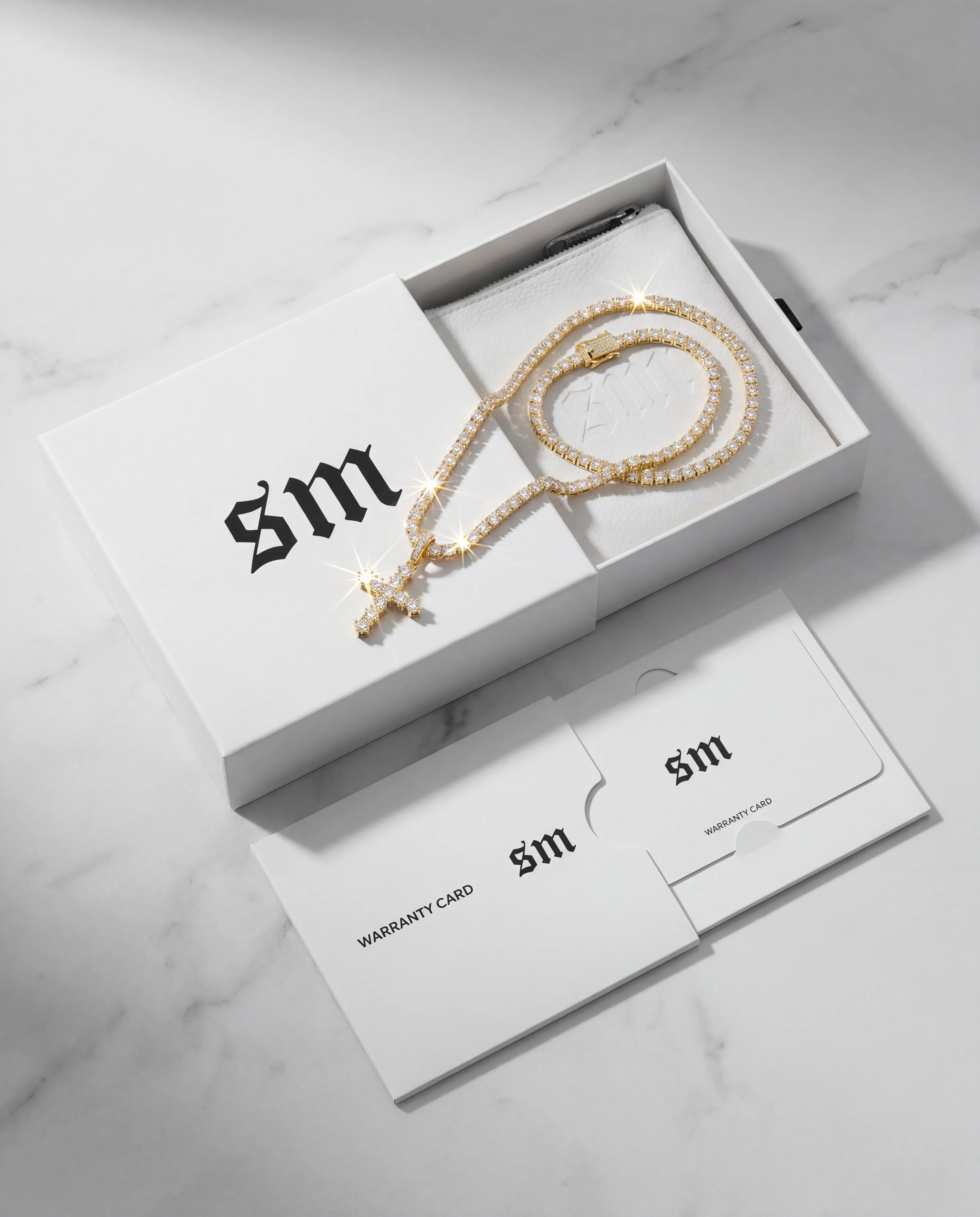 CLUSTERED MICRO CROSS PENDANT - 18K GOLD