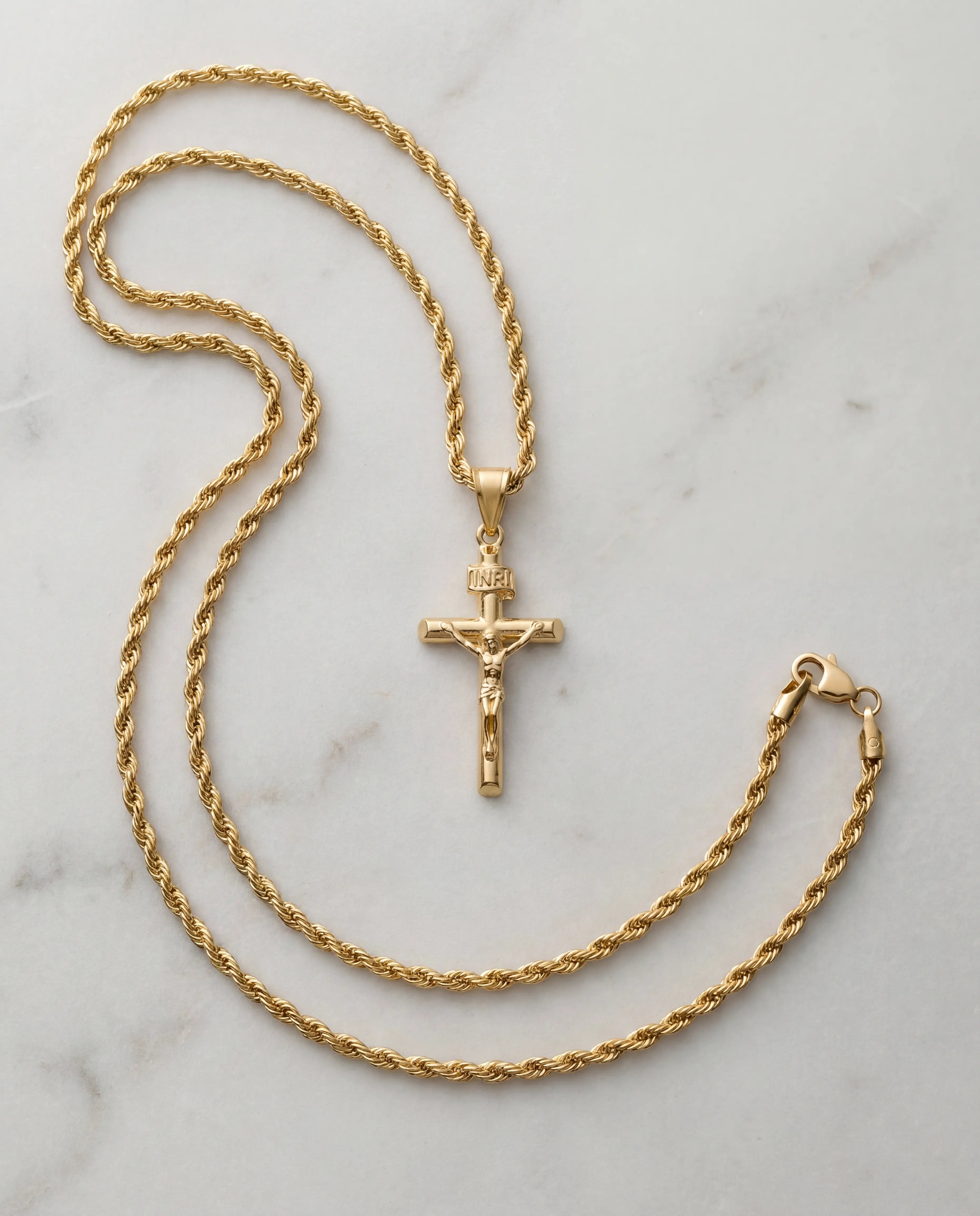 CRUCIFIX PENDANT - 18K GOLD