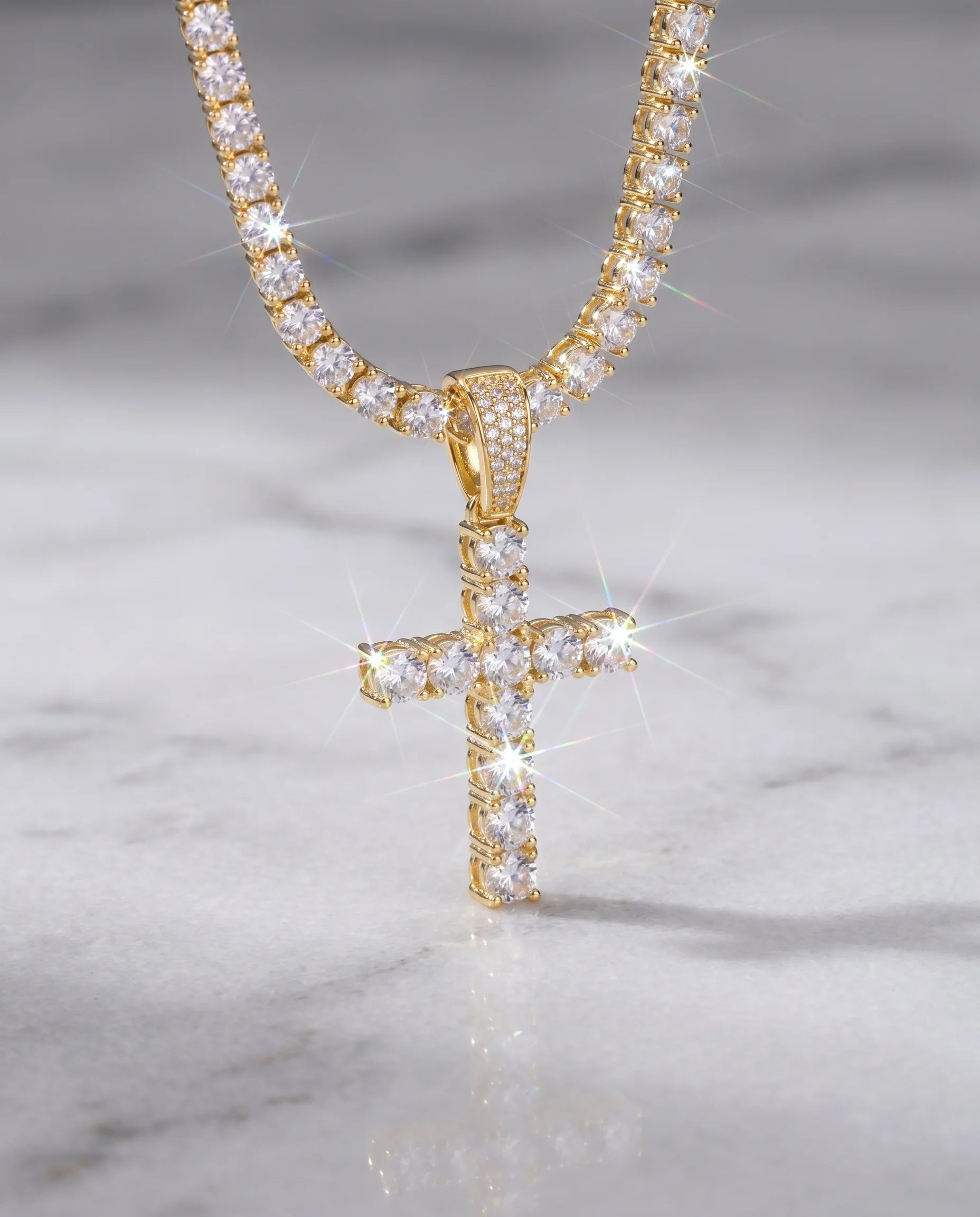 CROSS PIECE PENDANT - 18K GOLD