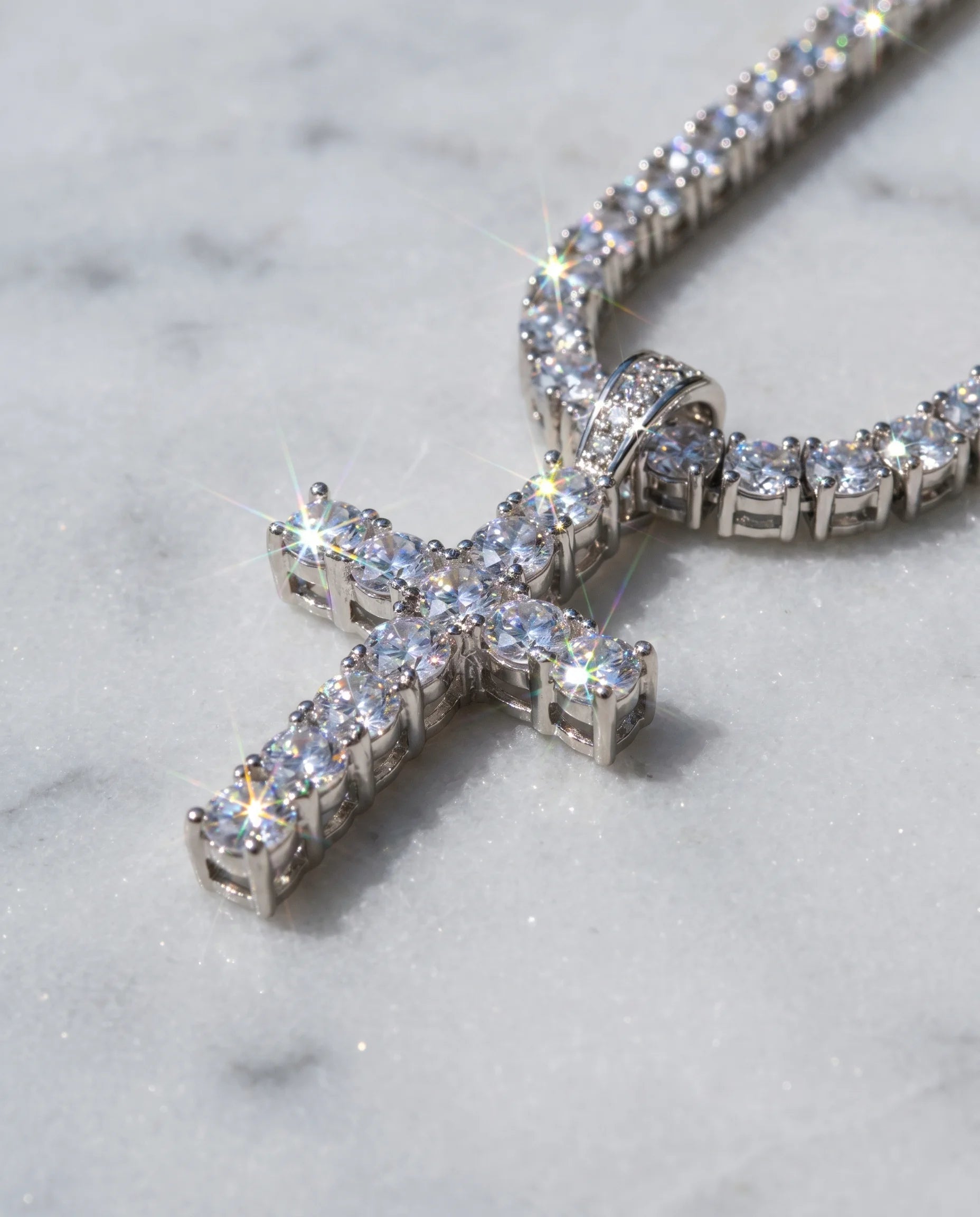CROSS PIECE PENDANT - WHITE GOLD