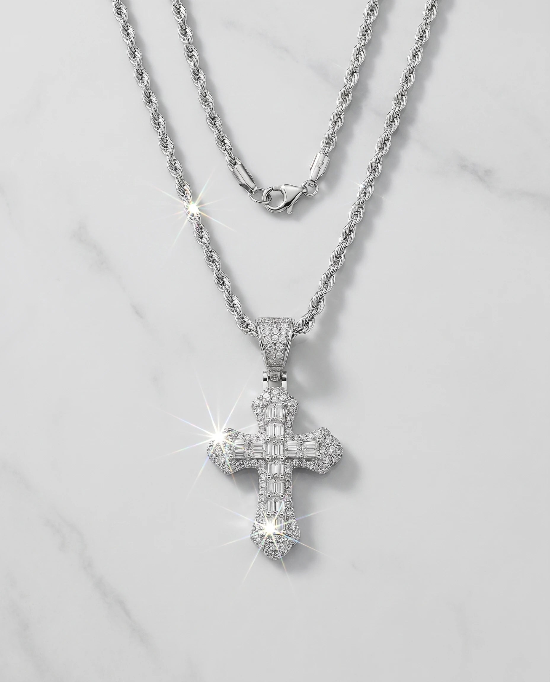 CROSS PENDANT - WHITE GOLD
