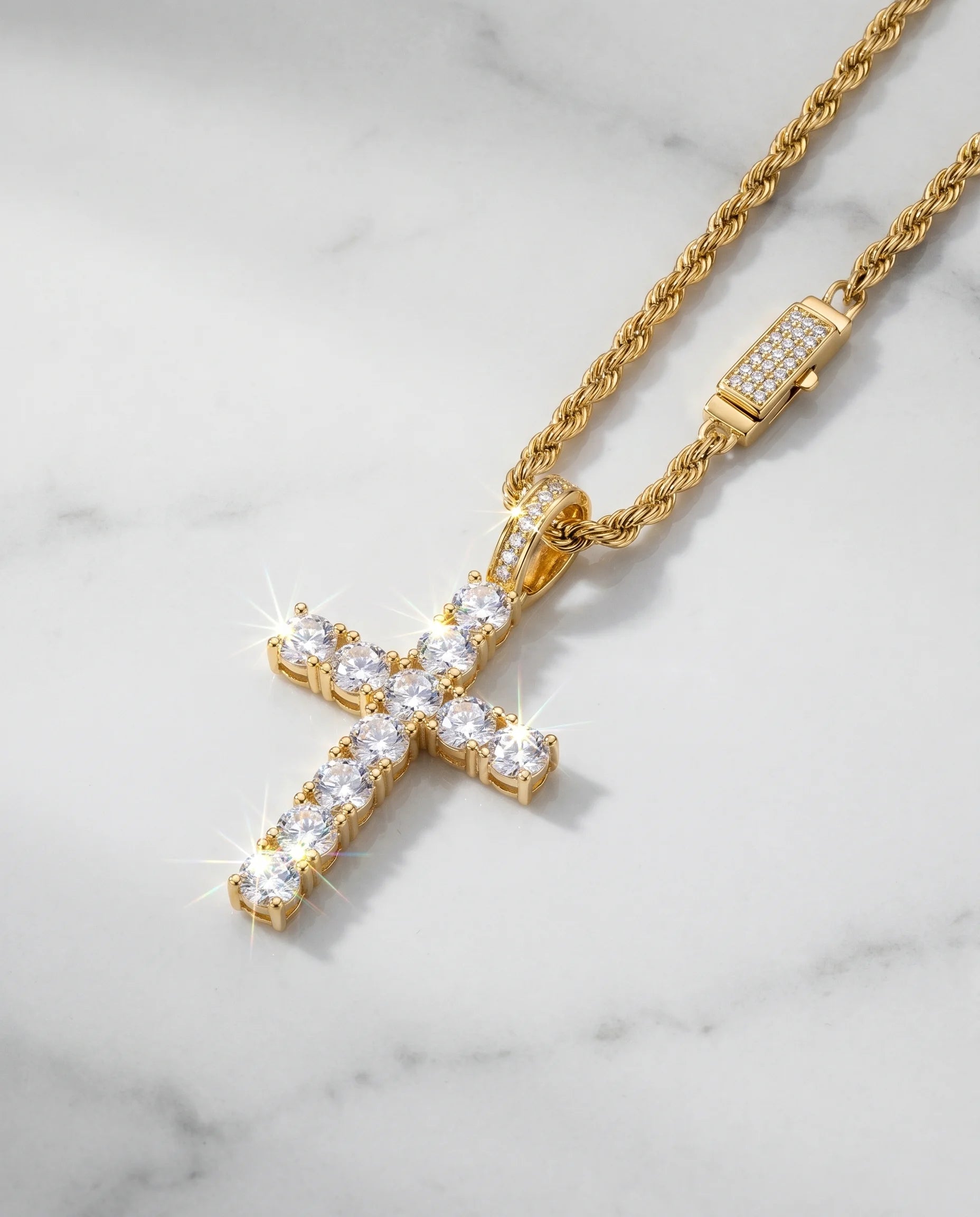CROSS PIECE PENDANT - 18K GOLD
