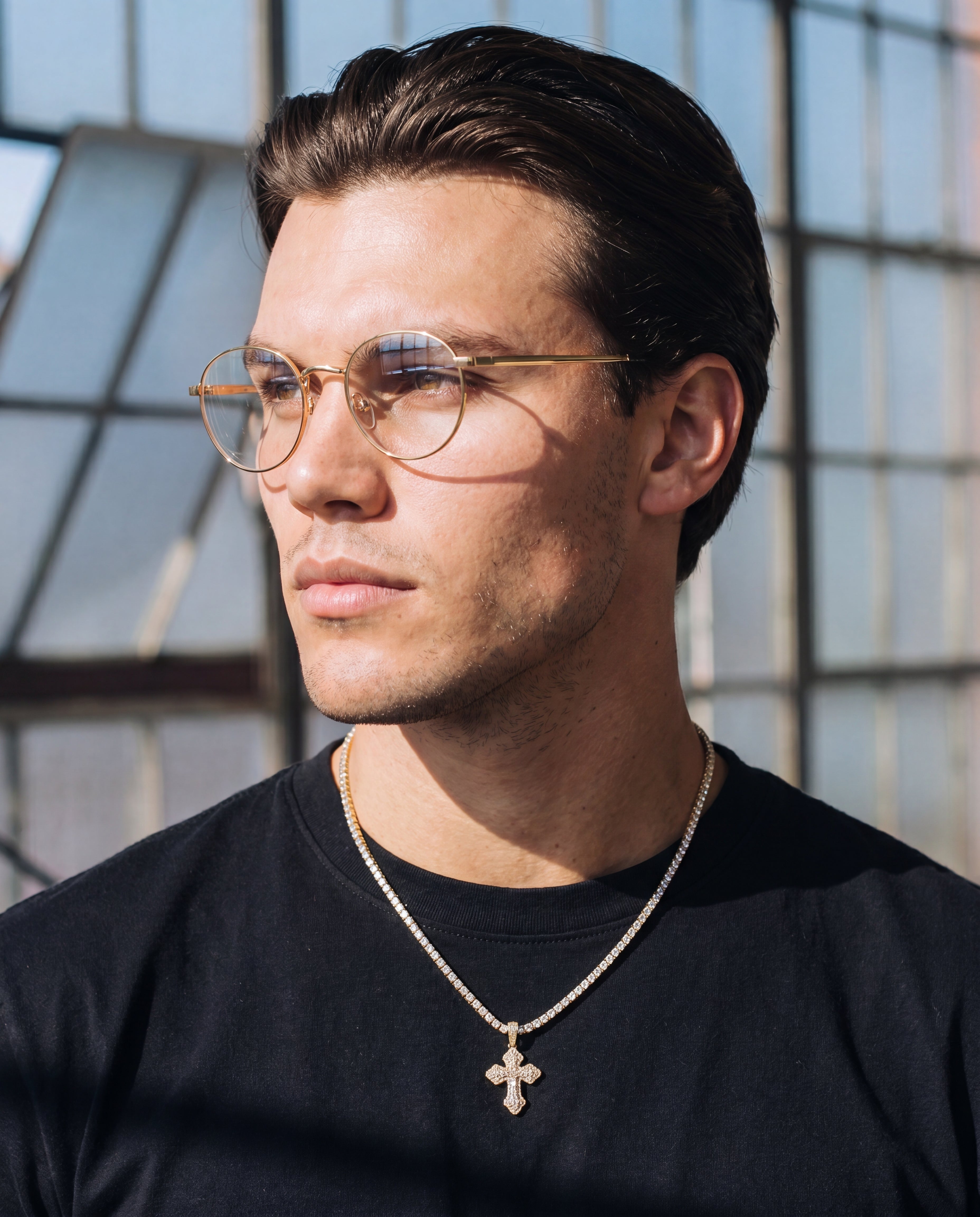 CLUSTERED MICRO CROSS PENDANT - 18K GOLD