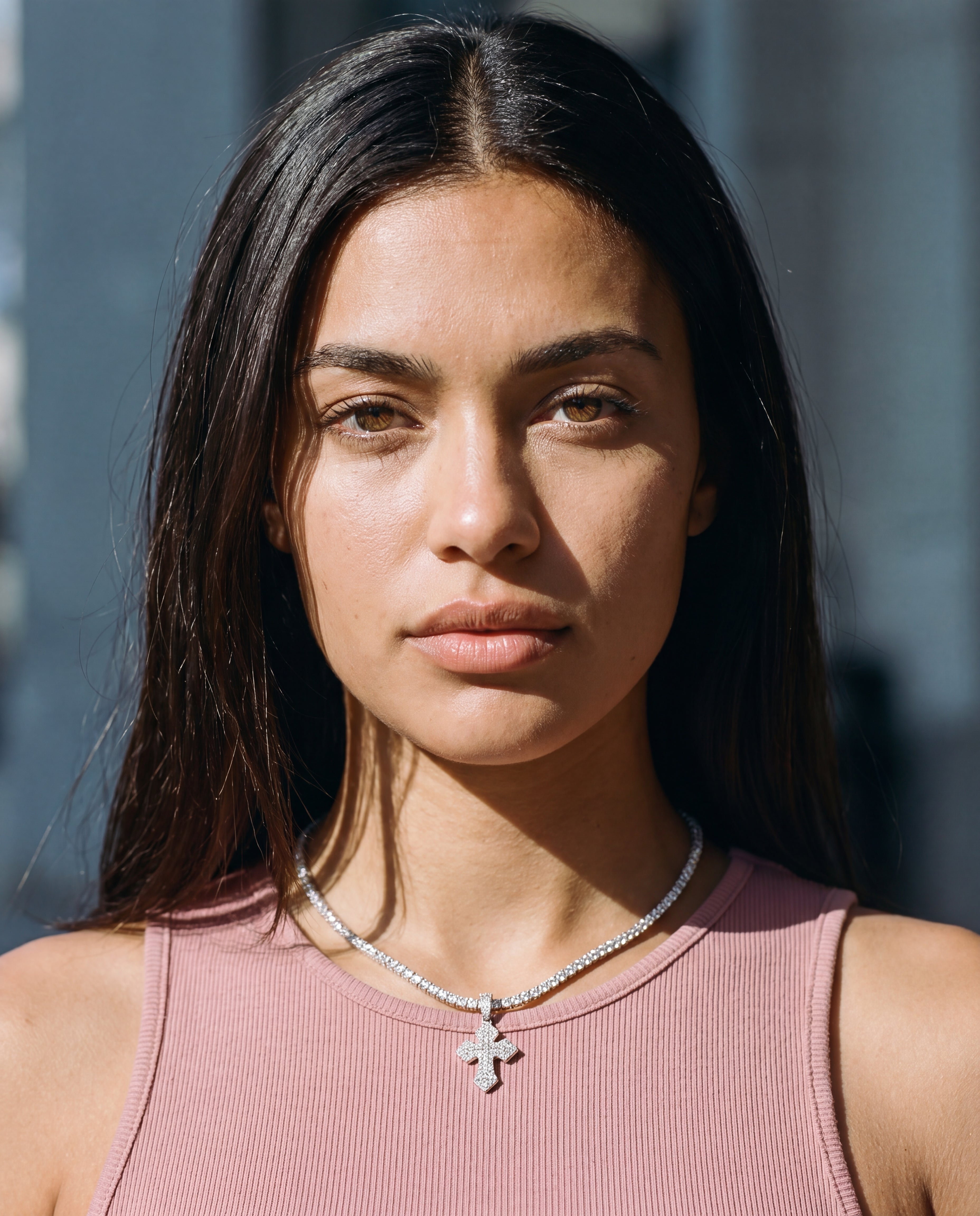 CLUSTERED MICRO CROSS PENDANT - WHITE GOLD