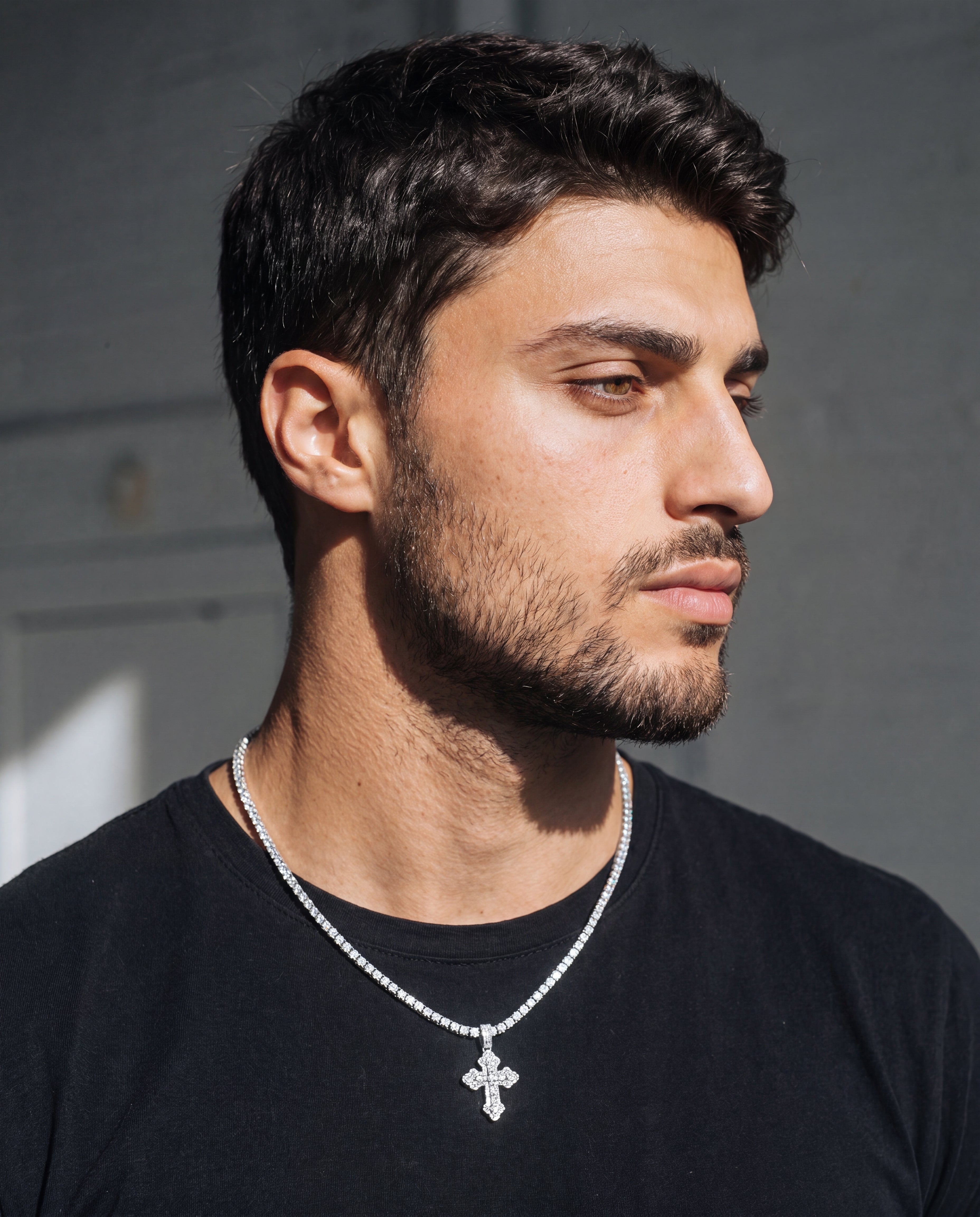 CLUSTERED MICRO CROSS PENDANT - WHITE GOLD