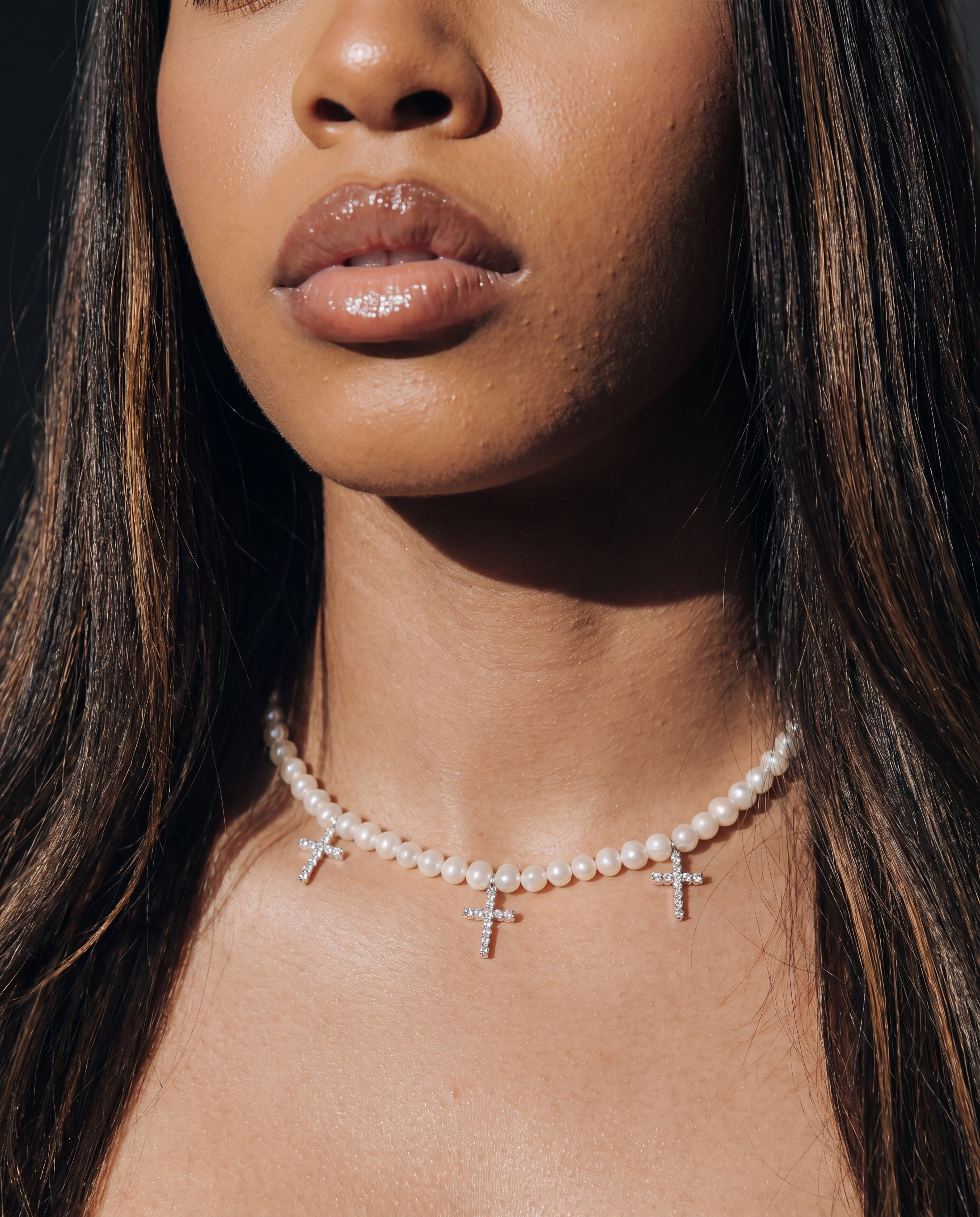 PEARL CHAIN w/ DIAMOND CROSSES