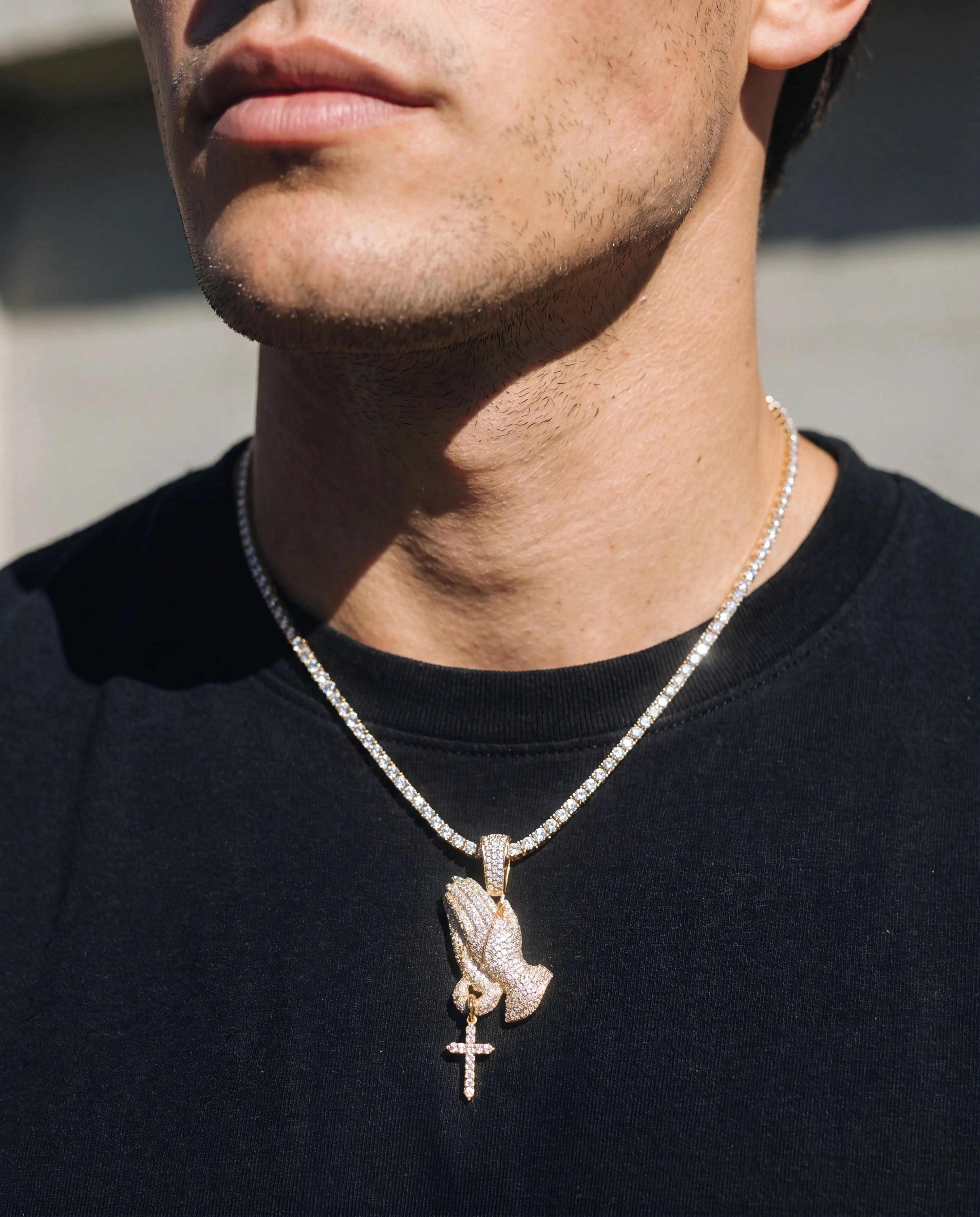 ICED PRAYING HAND PENDANT - 18K GOLD