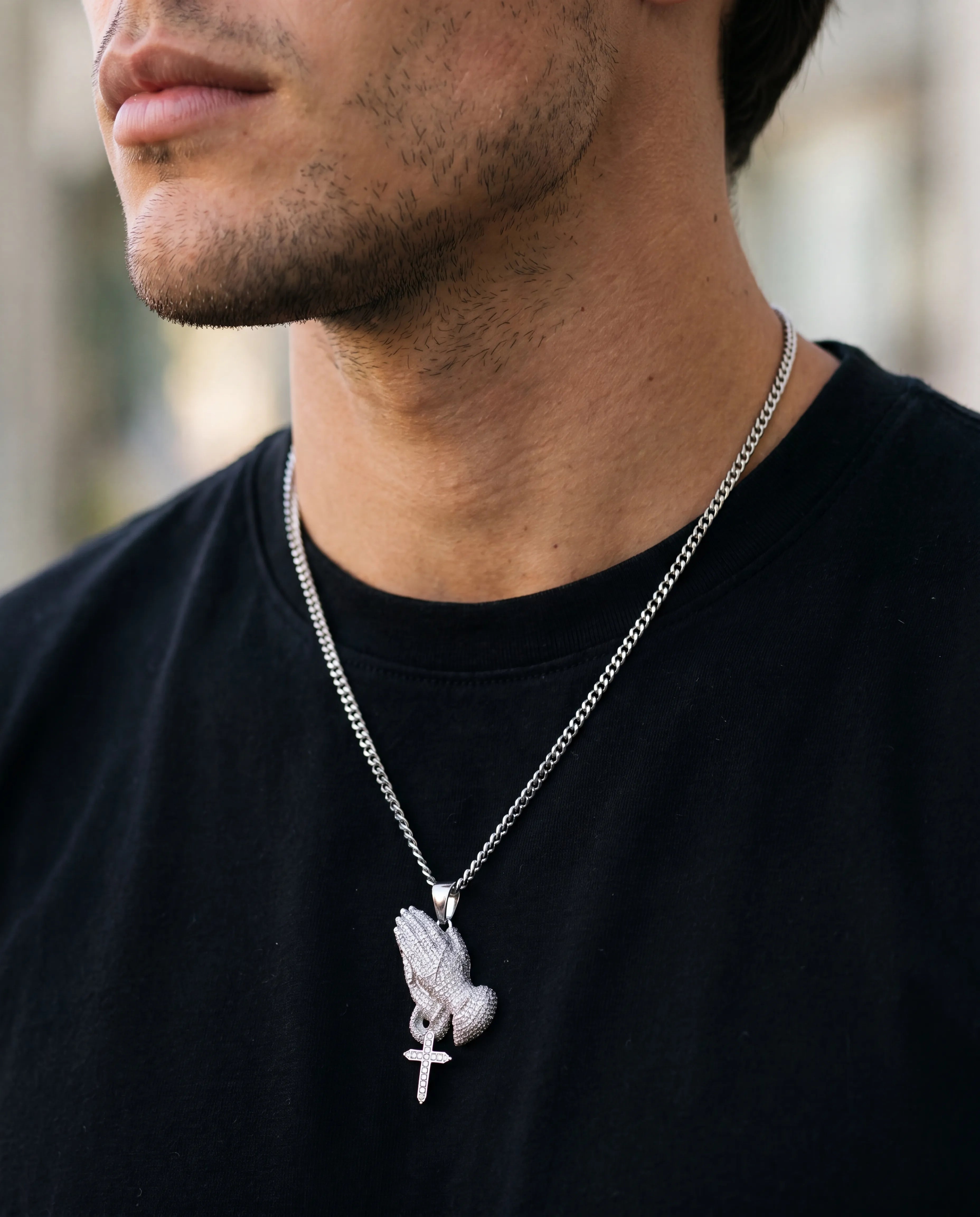 ICED PRAYING HAND PENDANT - WHITE GOLD