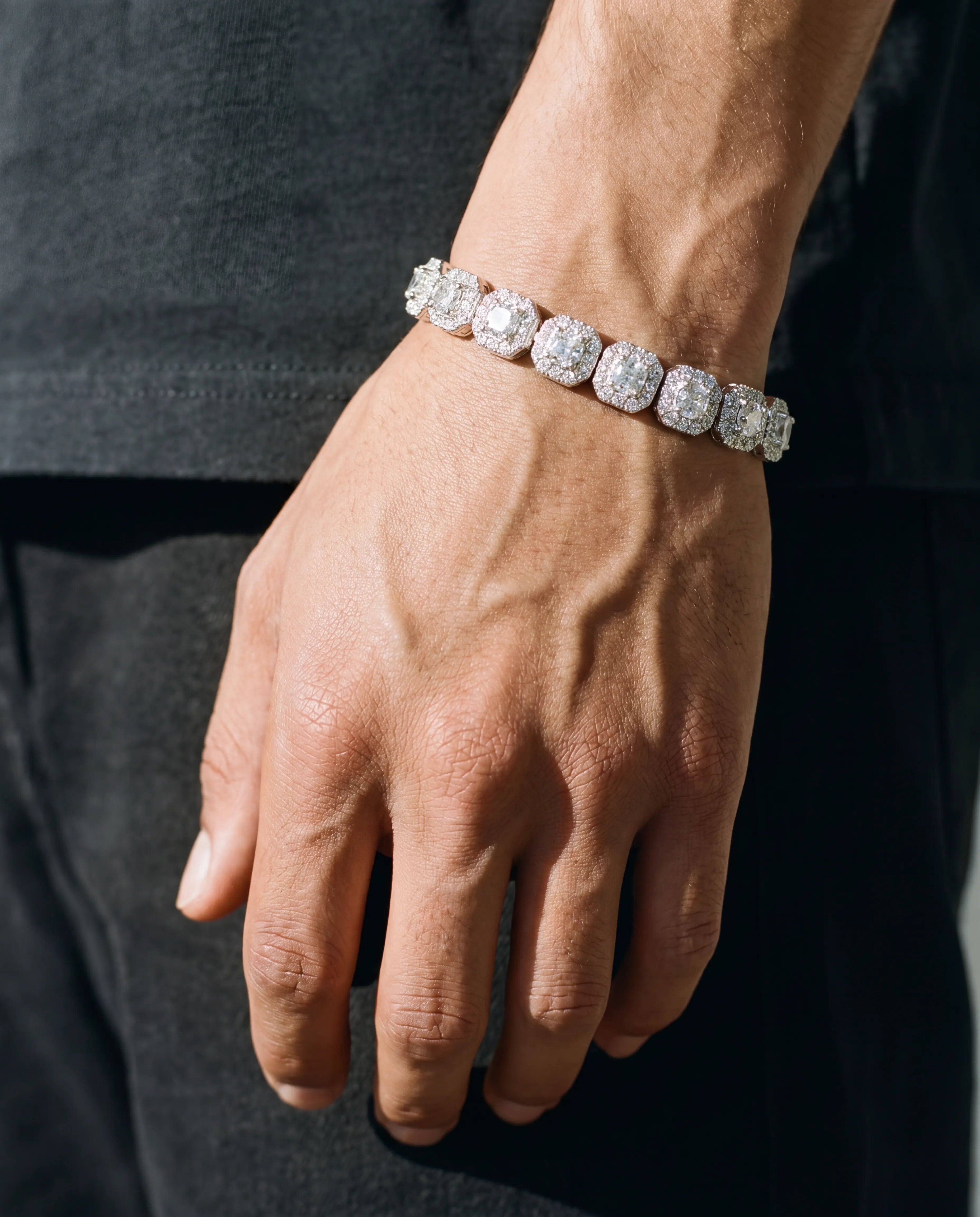 10MM CLUSTERED TENNIS BRACELET - WHITE GOLD