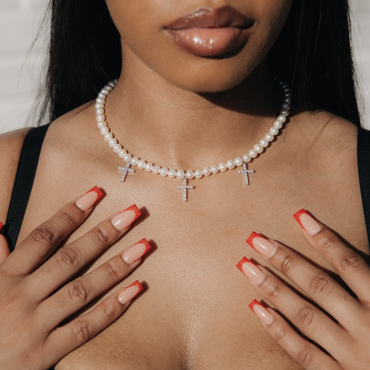 PEARL CHAIN w/ DIAMOND CROSSES - SANTMEZ®